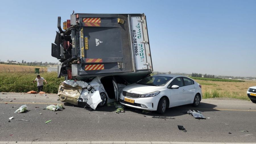 الجنوب : مصرع 3 اشخاص بحادث طرق قرب بئر طوبيا